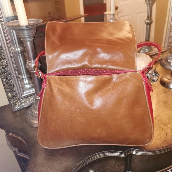 Isabella Fiore Handbag - Picture 4 of 11